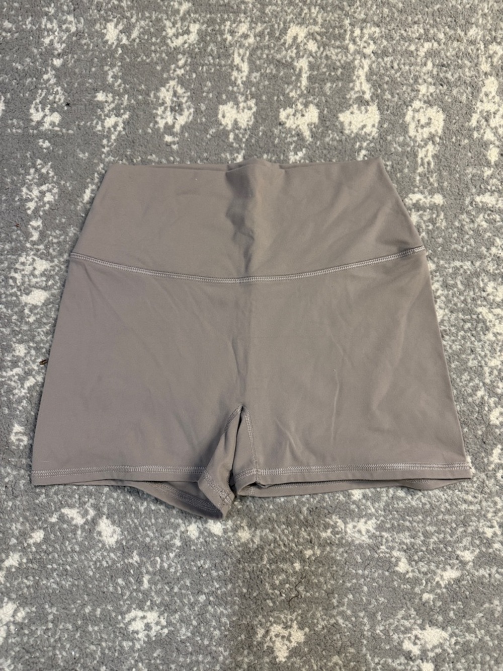 Garage Women's High-Rise Bike Shorts in Taupe Gray